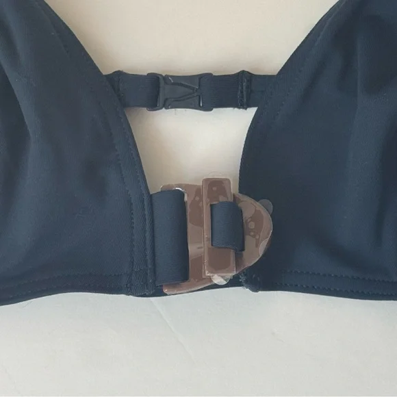 NWT ERES “Edge Cut” Triangle Bikini Top With Buckle Detail in Navy - Picture 7 of 16